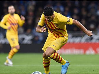 Blow for Barcelona as Suarez i...
